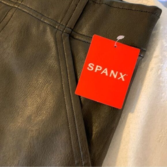 Spanx Vegan Leather Joggers Pull Up Front Pockets Sz XL NWT Gorgeous - Picture 3 of 8
